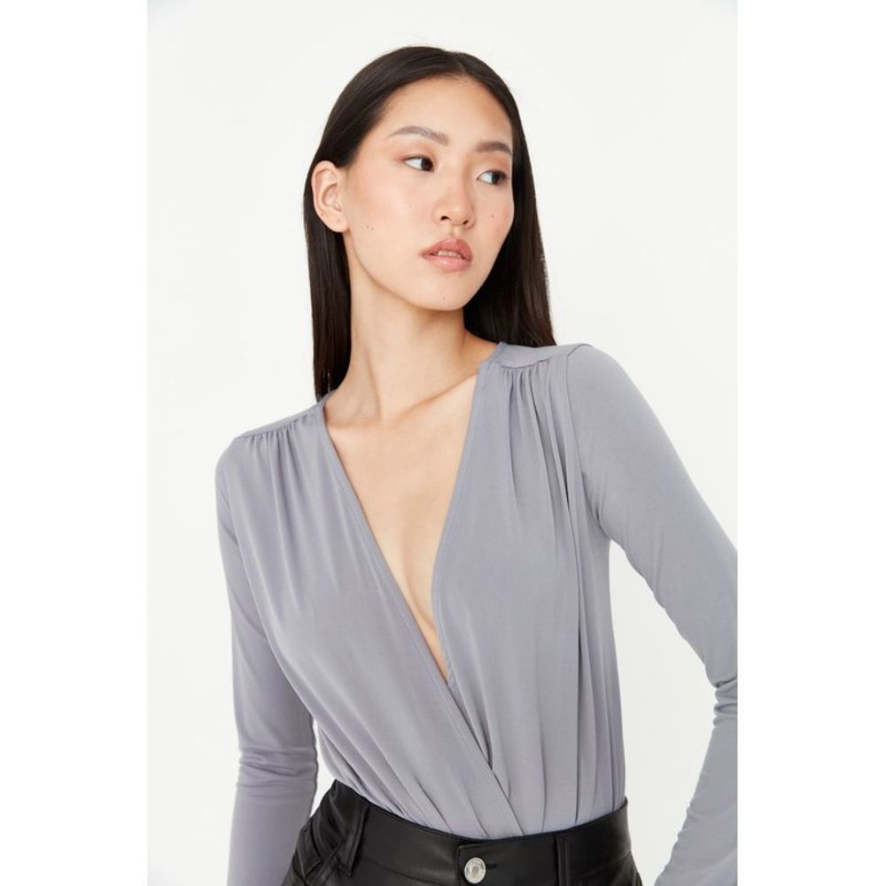 NWT Trendyol Women Thin Knit Bodysuit